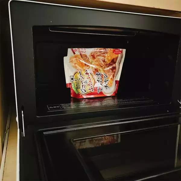 「【思考停止でつくれてウマい！】レンジ7分半で完成する「てりたまチキン」が救世主だった件【キッコーマン】」の画像