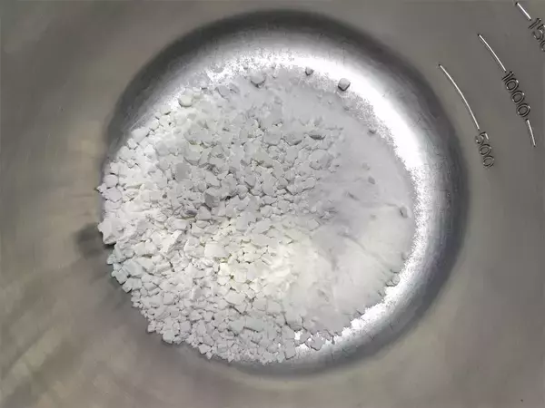 「【絶品！郷土メシ】青森県の郷土菓子「豆しとぎ」って!?青大豆の緑が鮮やか♡焼くと香ばしい〜」の画像