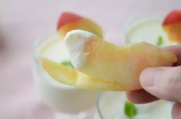 「【桃がゴロゴロ！】スムージーとシェイクが出合ったら…至福だった♡ヨーグルトで後味サッパリ♪【農家直伝】」の画像
