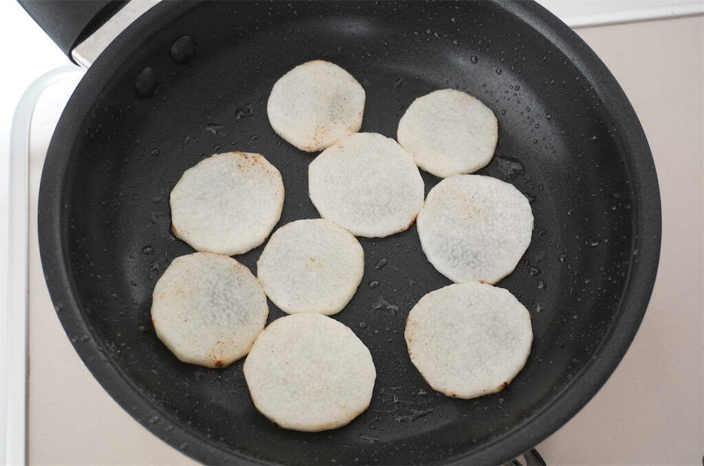 【えっ、長芋の輪切りを!?】食感サクサク「オープンオムレツ」作ってみた！お砂糖入れて甘めに仕上げて♪