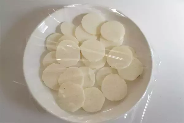 「【えっ、長芋の輪切りを!?】食感サクサク「オープンオムレツ」作ってみた！お砂糖入れて甘めに仕上げて♪」の画像
