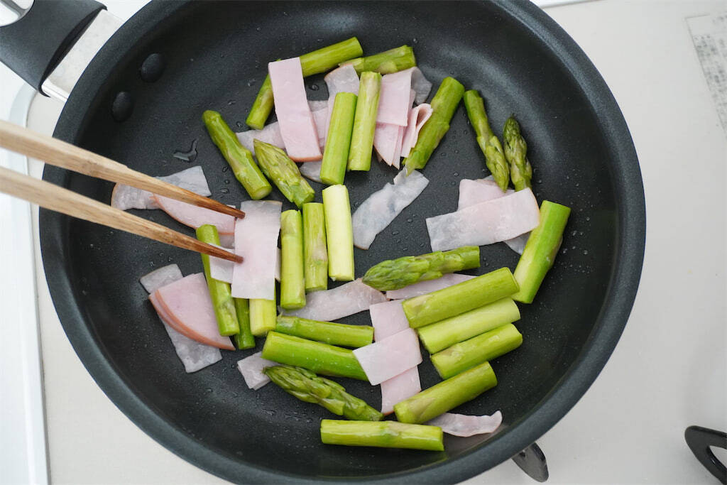 【えっ、長芋の輪切りを!?】食感サクサク「オープンオムレツ」作ってみた！お砂糖入れて甘めに仕上げて♪