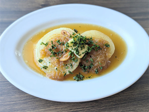 【新玉ねぎの一番おいしい食べ方】甘み＆旨味がギュ♡な「ステーキ」作ろう！ソースも玉ねぎなの!?【農家直伝】