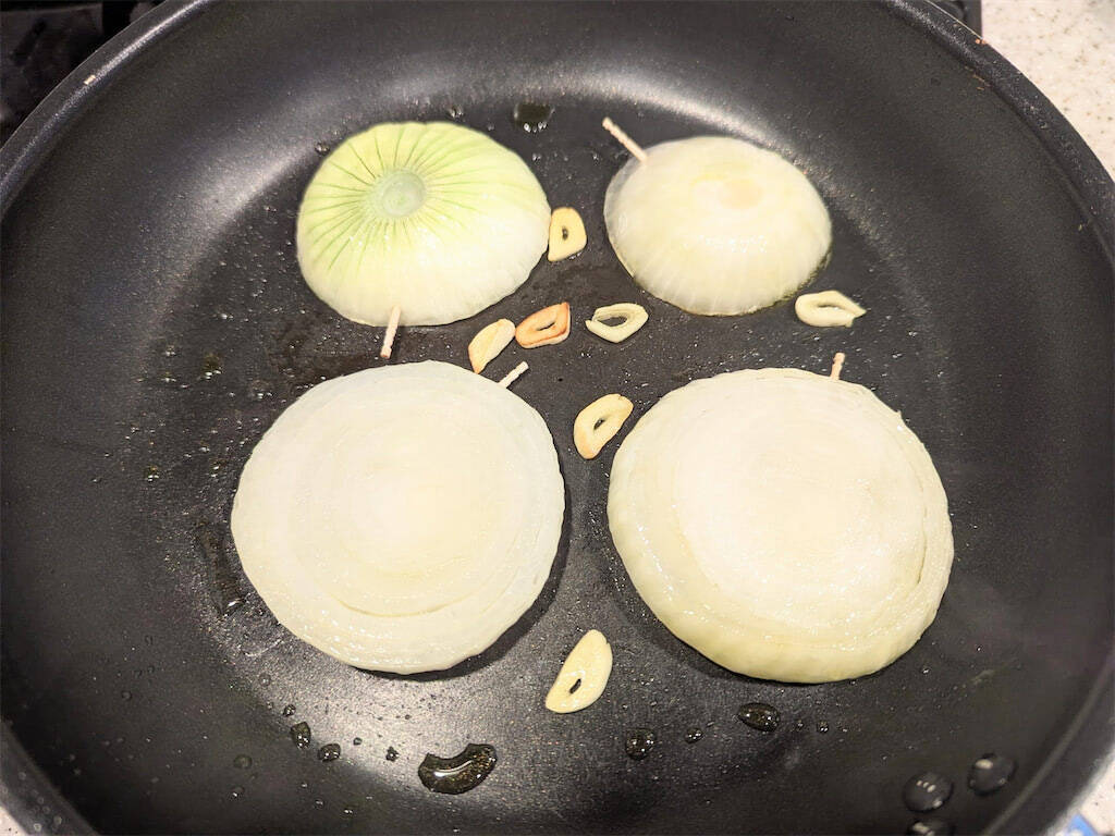 【新玉ねぎの一番おいしい食べ方】甘み＆旨味がギュ♡な「ステーキ」作ろう！ソースも玉ねぎなの!?【農家直伝】