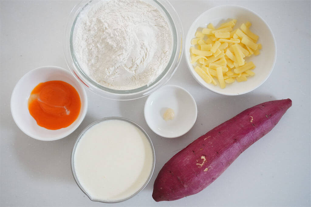 【さつまいもでパスタ作る!?】お団子みたいにこねて「さつまいもニョッキ」作ってみた！甘いお芋がソースに絡む♡