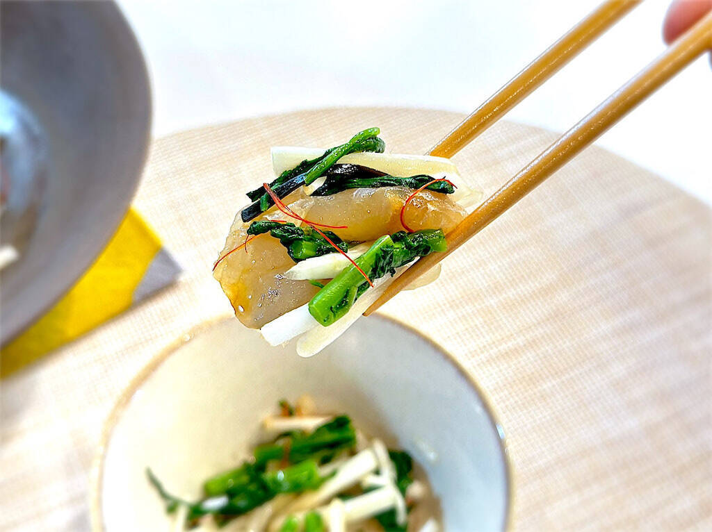 【意外な組み合わせ】白菜×春菊×刺身のサラダ仕立て爆誕！ご飯もお酒もススム♡お茶漬けにすると二度おいしい!?