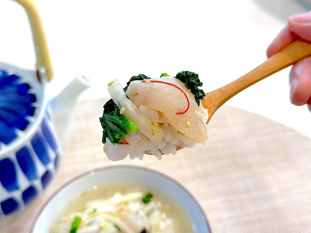 【意外な組み合わせ】白菜×春菊×刺身のサラダ仕立て爆誕！ご飯もお酒もススム♡お茶漬けにすると二度おいしい!?