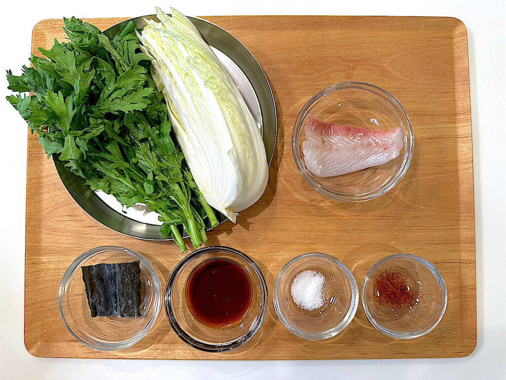 【意外な組み合わせ】白菜×春菊×刺身のサラダ仕立て爆誕！ご飯もお酒もススム♡お茶漬けにすると二度おいしい!?