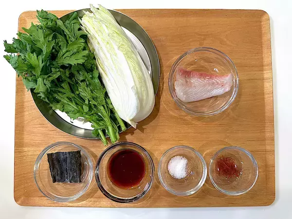 「【意外な組み合わせ】白菜×春菊×刺身のサラダ仕立て爆誕！ご飯もお酒もススム♡お茶漬けにすると二度おいしい!?」の画像