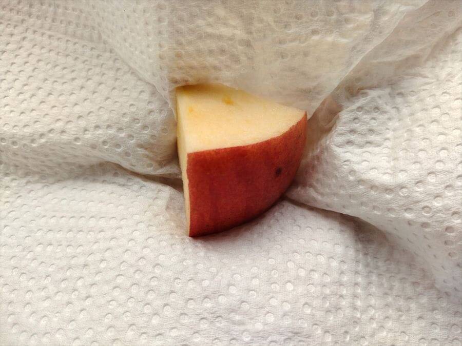 【お祭り屋台のフルーツ飴♪完コピしてみた】表面パリッ…からの中ジューシ～♡失敗しない飴掛けテクも詳しく解説