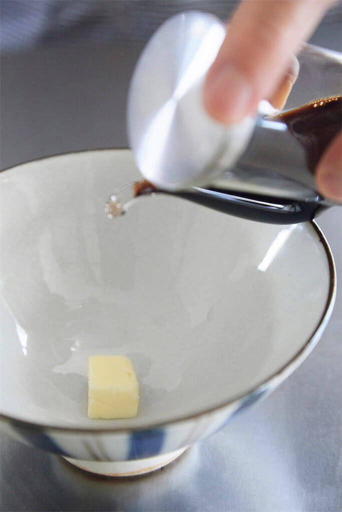 【卵かけご飯】の概念が変わる！ご飯はアッツアツに加熱し「バター」を仕込む熱狂レシピ【料理研究家直伝】