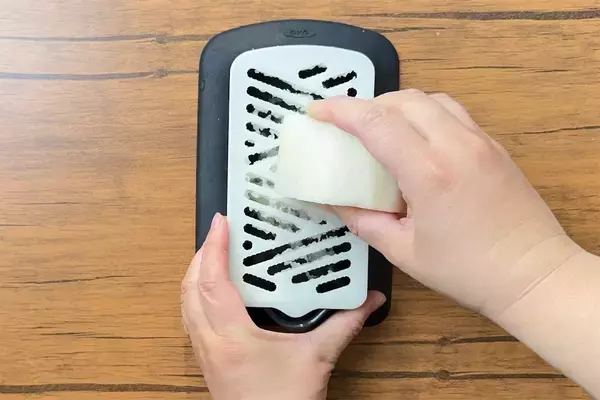 「挽き肉に“おろし”を和えた肉ダネはふわふわ♡お揚げに詰めて「あんかけ鶏大根蒸し」作ろう！痩せる系」の画像