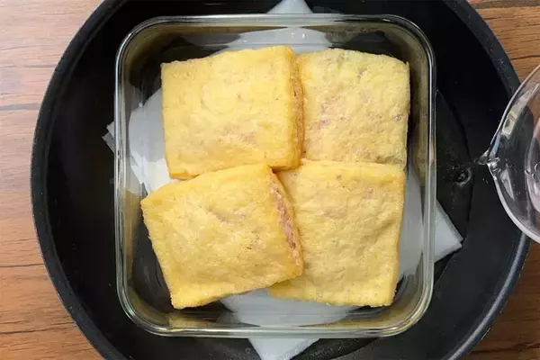 「挽き肉に“おろし”を和えた肉ダネはふわふわ♡お揚げに詰めて「あんかけ鶏大根蒸し」作ろう！痩せる系」の画像