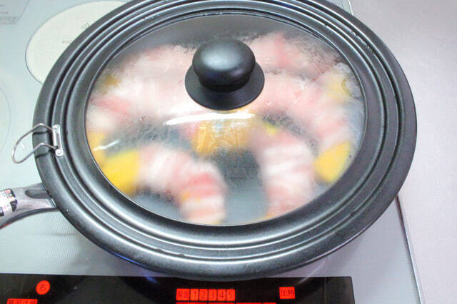 【コールドスタート調理】なら焦げない・生焼けしない！「かぼちゃの豚巻き」を冷たいフライパンから焼いてみた