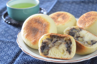 【おてっか、って知ってる？】なす味噌とろ～り！長野の郷土食「おてっか」でおやき焼いてみた！とろける～♡