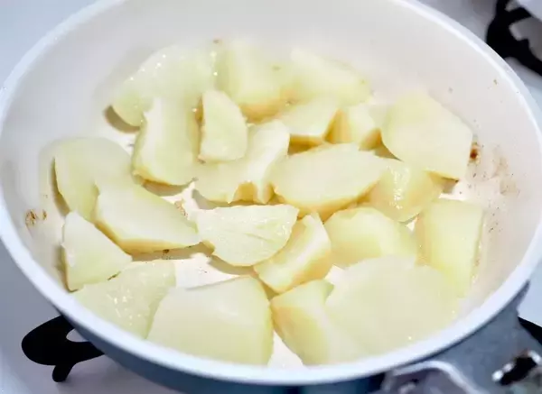 「じゃがいもの一番おいしい食べ方！リュウジの「じゃがいものカッチョエペペ」作ってみた♪」の画像