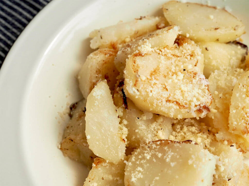 じゃがいもの一番おいしい食べ方！リュウジの「じゃがいものカッチョエペペ」作ってみた♪