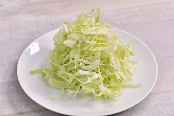 「【体をギュッとしぼりたいなら】「酢キャベツ」が最強!?野菜のプロが教える続けやすさの秘密【青髪のテツ】」の画像
