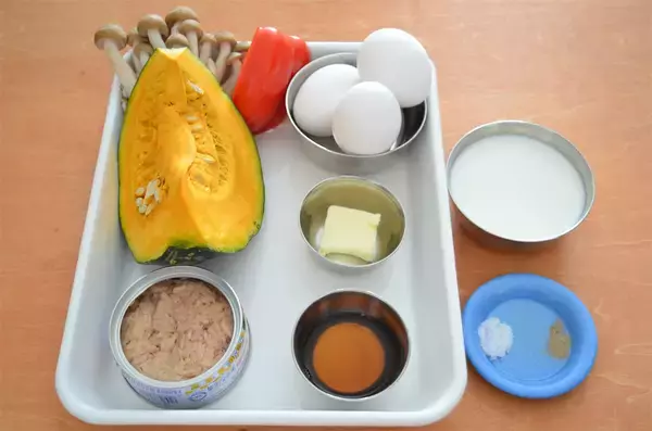 「【日本人好み!?】白だしで和風仕立てな「かぼちゃのキッシュ」作ってみた！パイ生地不要でお手軽〜♪」の画像