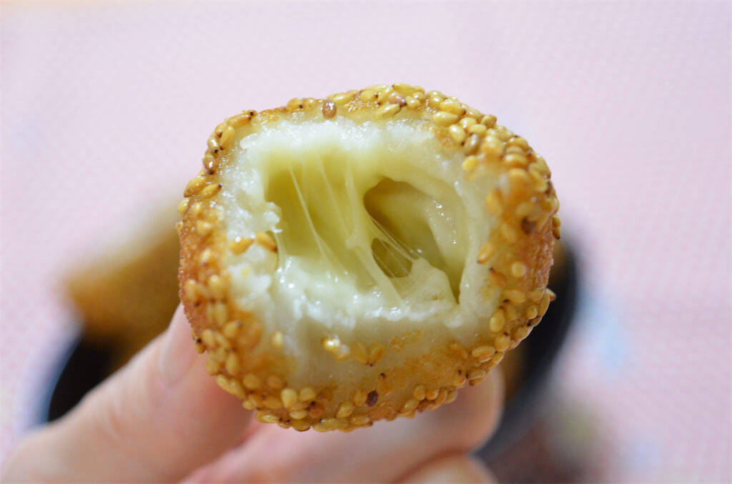 中華街レベルの胡麻団子作ってみた！冷めてもモッチモチ♪なのはアノ野菜のお・か・げ【農家直伝】