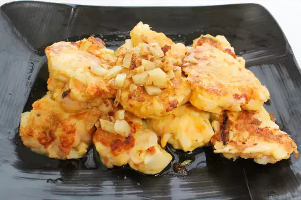 「プリッふわっ“シュリンプ”にガーリックバター染みっ染み♡エビを再構築の「新ガーリックシュリンプ」作ろう」の画像