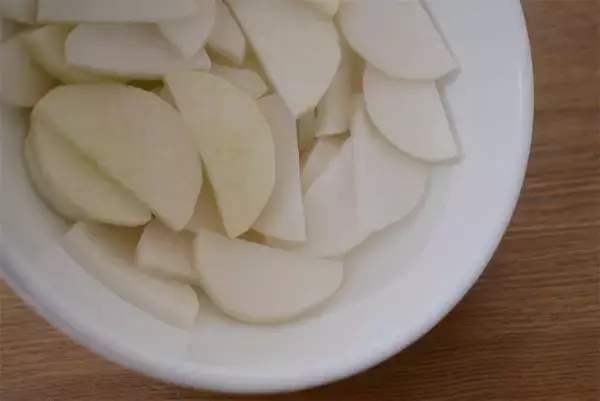 「【大根消費レシピ】甘酒で「即席べったら漬け」作ってみた！“おかゆ”も使う裏ワザで朝漬ける→夜完成！」の画像