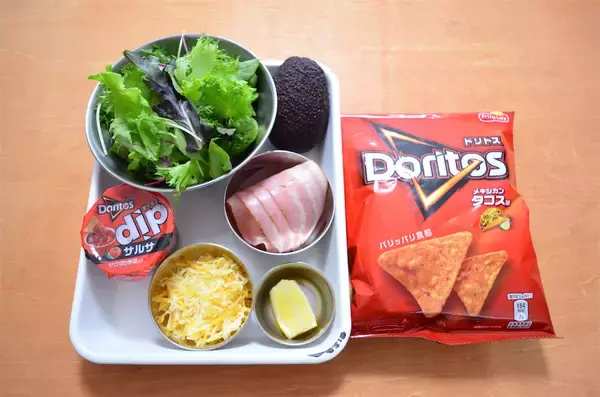 「【おうちでメキシカン】スナック袋に材料入れて「トルティーヤロコス」作ってみた♪一袋で完璧な一食に!?【ドリトス】」の画像