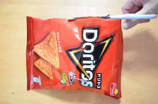 「【おうちでメキシカン】スナック袋に材料入れて「トルティーヤロコス」作ってみた♪一袋で完璧な一食に!?【ドリトス】」の画像