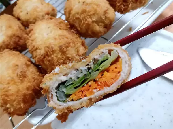 【農家直伝】旬の野菜が層になって押し寄せる!?「キャベカツ」作ってみた！これぞ旨みの宝石箱や～♡