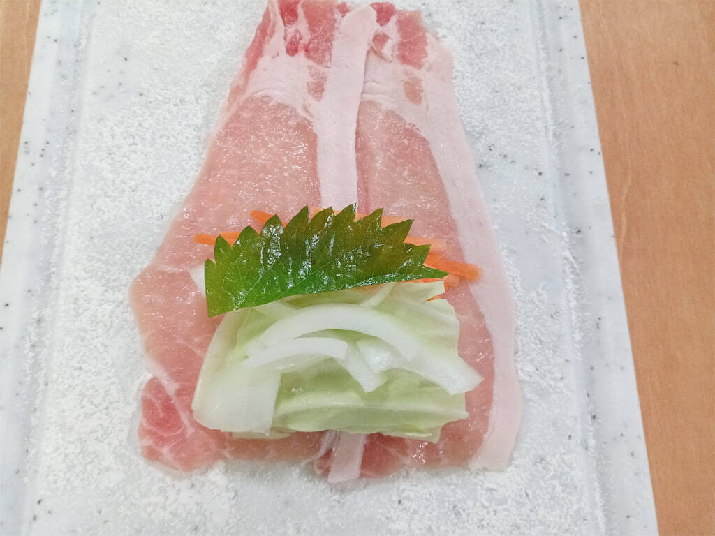 【農家直伝】旬の野菜が層になって押し寄せる!?「キャベカツ」作ってみた！これぞ旨みの宝石箱や～♡