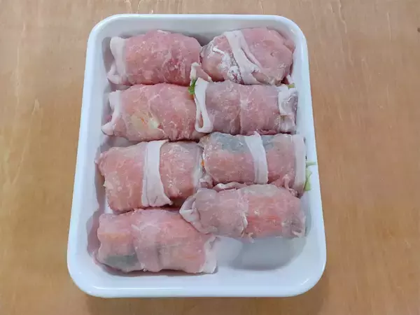 「【農家直伝】旬の野菜が層になって押し寄せる!?「キャベカツ」作ってみた！これぞ旨みの宝石箱や～♡」の画像