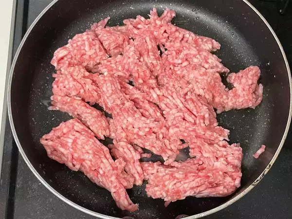 「【ご飯の供】材料まんま餃子の『餃子肉みそ』は“おかず要らず”！そぼろ肉が濃ゆ～い味で無限にイケる！」の画像