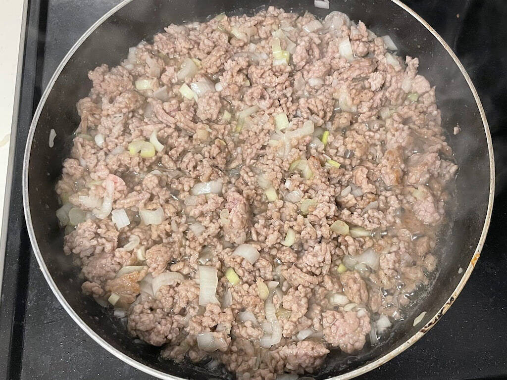 【ご飯の供】材料まんま餃子の『餃子肉みそ』は“おかず要らず”！そぼろ肉が濃ゆ～い味で無限にイケる！