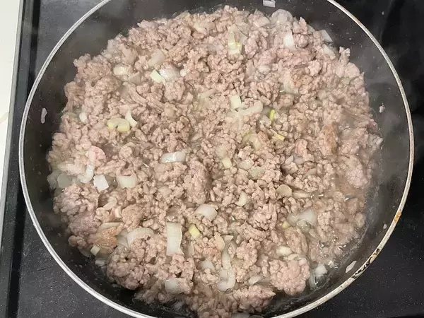 「【ご飯の供】材料まんま餃子の『餃子肉みそ』は“おかず要らず”！そぼろ肉が濃ゆ～い味で無限にイケる！」の画像