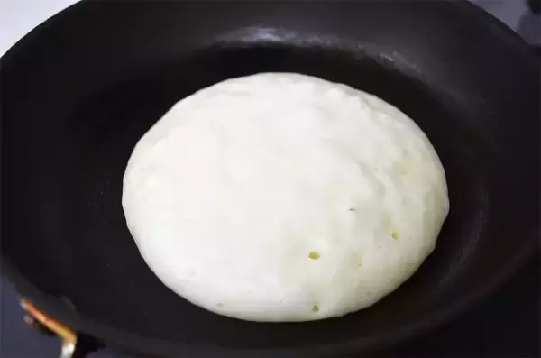 「【簡単ふわふわパンケーキ】えっ、ホケミに「はんぺん」入れるって!?卵レスでも食感パーフェクト♡【紀文公式】」の画像