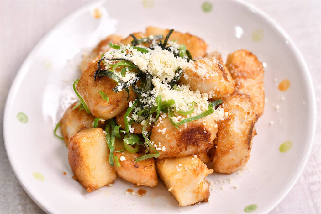 【里芋のイメージ変わる】煮物じゃなく…「バター醤油炒め」が衝撃の旨さ！外カリッ中ねっとり♪【青髪のテツ】