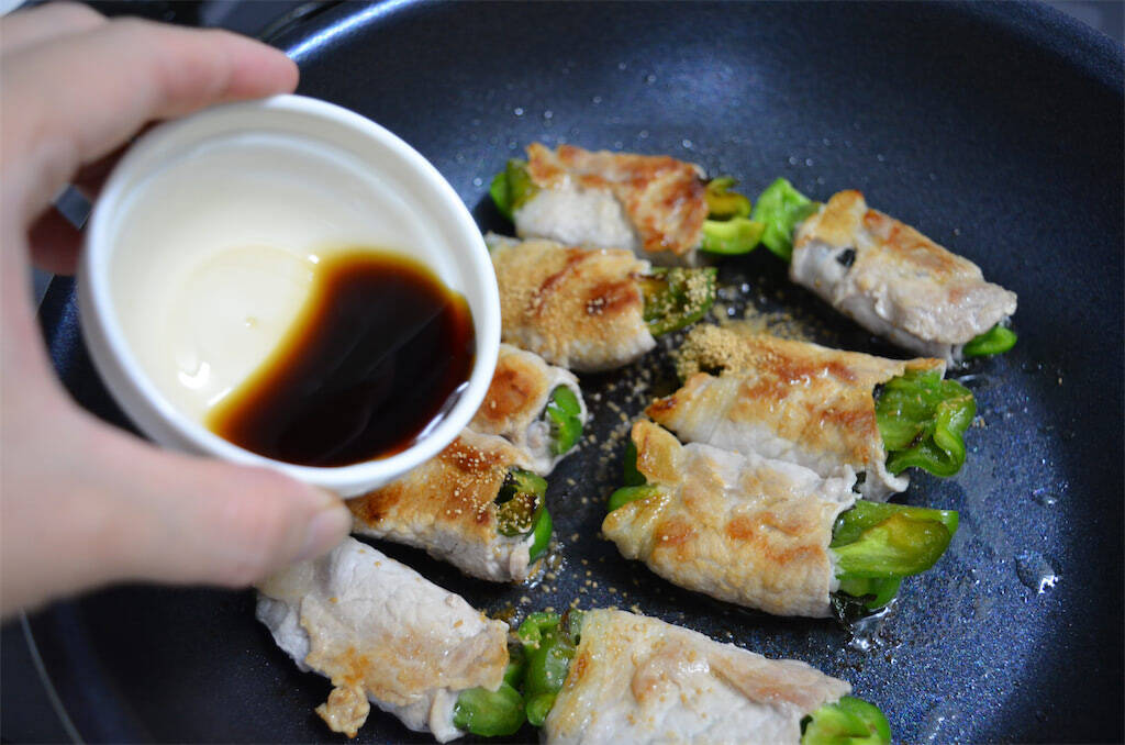 【梅干し以外にも使える！】赤しそで「肉巻き」作ってみた！風味が青じそより濃い！濃い♡【農家直伝】