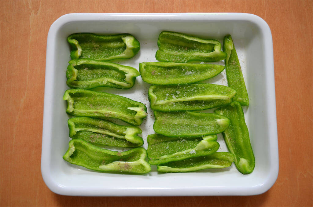 【梅干し以外にも使える！】赤しそで「肉巻き」作ってみた！風味が青じそより濃い！濃い♡【農家直伝】