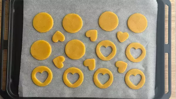 「【完璧なハートを実現】バレンタインは「米粉のジャムサンドクッキー」で決まり！サクほろ♪【元パティシエ直伝】」の画像