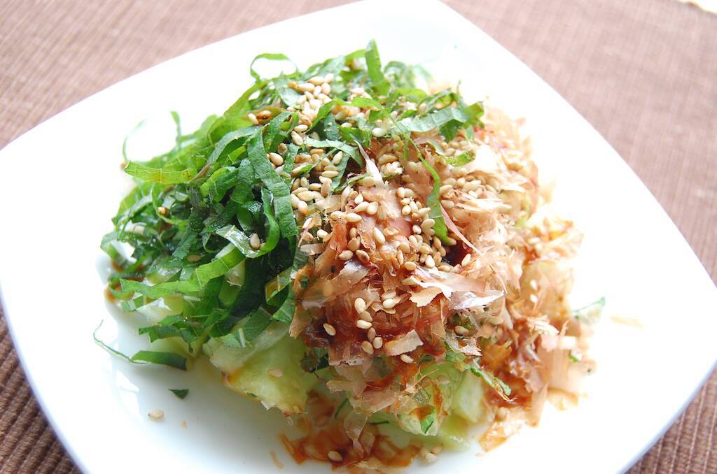 【75歳人気YouTuber】の激ウマ「きゅうりの炒め物」作ってみた！種を取ると水っぽくならず味がギュッ！