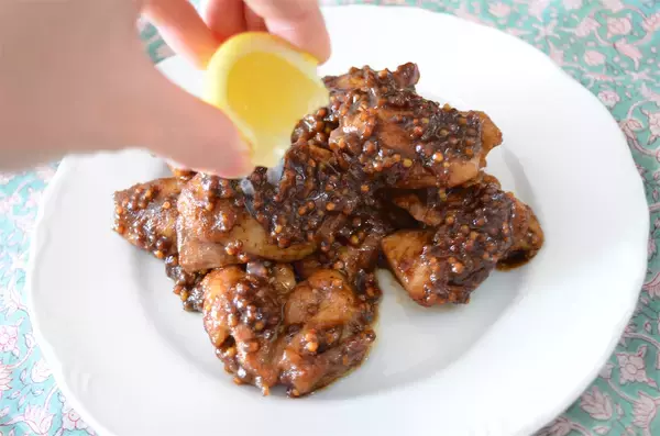 「【もう市販品には戻れない！】プチプチ食感がクセになる「粒マスタード」作ってみた！簡単アレンジレシピも♪」の画像