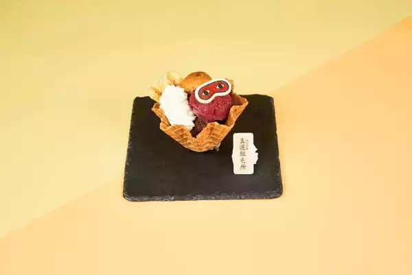「『銀魂』銀時たちが秋色の和装で接客♪and GALLERYコラボカフェ「銀魂秋色茶房」が9月9日開幕！」の画像
