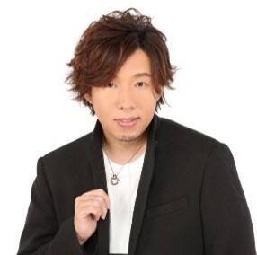 岡本信彦さん「日々の生活のデトックスに」豪華声優陣11名が眠りへ誘う朗読「寝たまんまヨガ」