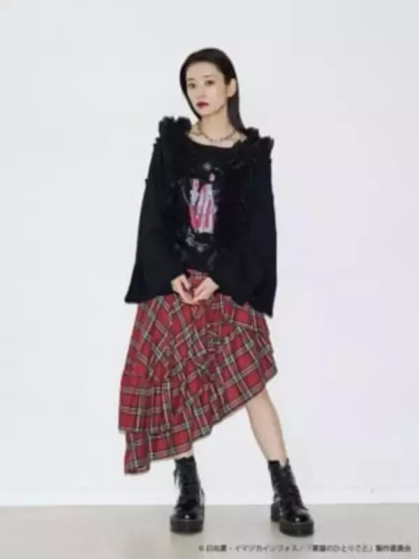 「『薬屋のひとりごと』×jouetieコラボ全4型が9月4日予約開始！花と蝶のサテンシャツが可愛すぎ♪」の画像