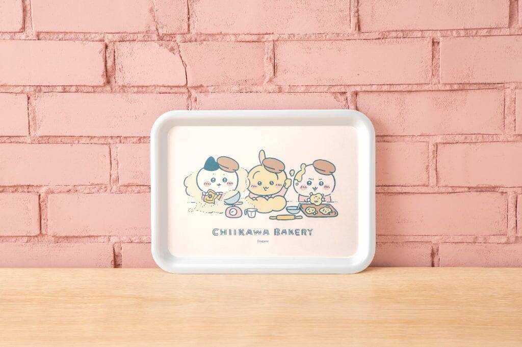 「ちいかわベーカリー」クリアボトルドリンクが6月5日登場！王冠キャップが可愛いパイン・ぶどう・りんごの全3種
