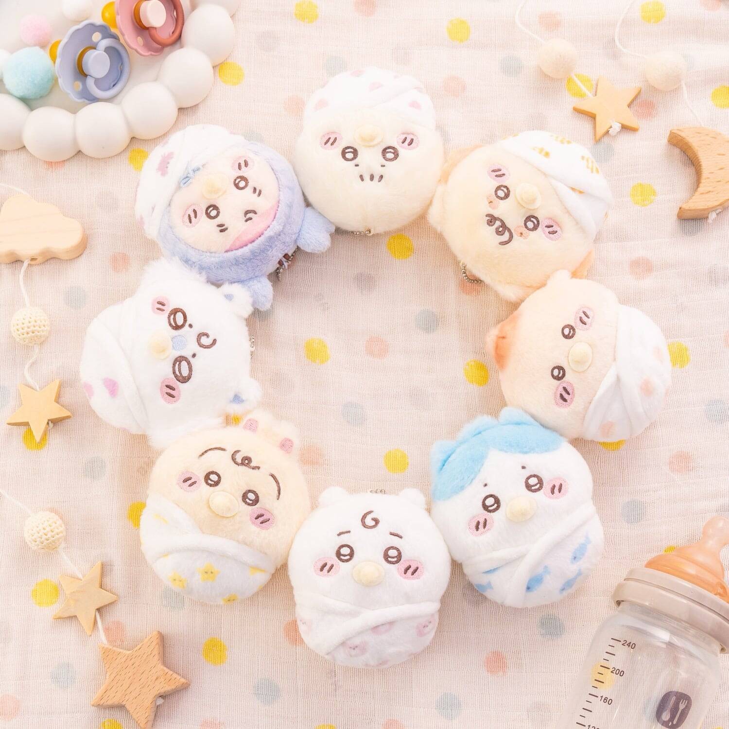「ちいかわ Baby ぬいぐるみくじ」5月26日に販売開始！おしゃぶり姿のおくるみマスコットや星に包まれたうさぎBIGクッションが登場