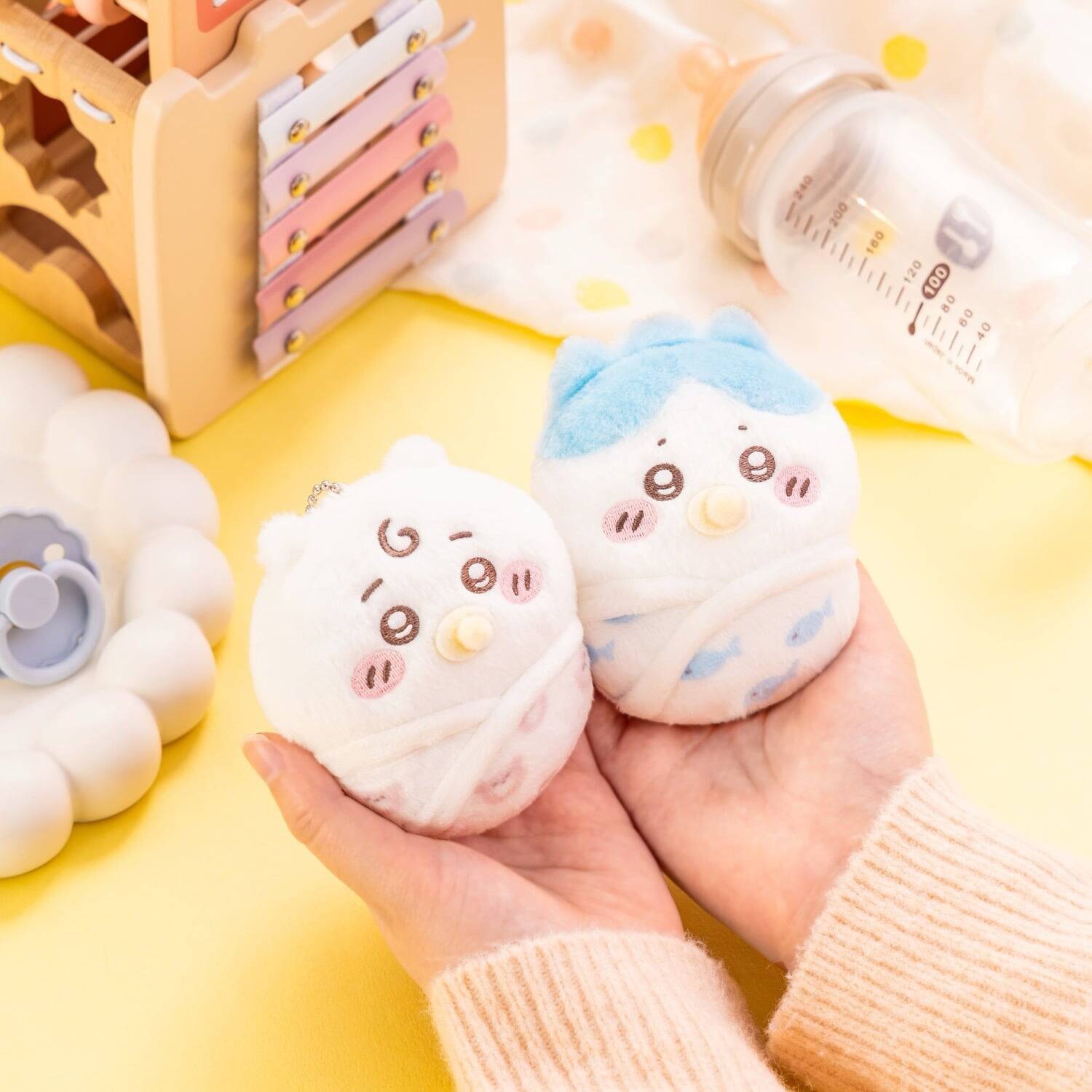 「ちいかわ Baby ぬいぐるみくじ」5月26日に販売開始！おしゃぶり姿のおくるみマスコットや星に包まれたうさぎBIGクッションが登場