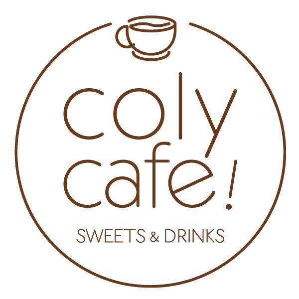 「coly cafe!」4月19日より池袋PARCOに常設オープン！コラボ企画第1弾は「魔法使いの約束」