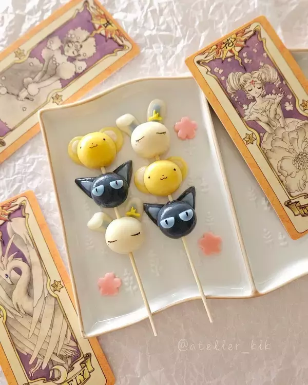 「かわいすぎる『カードキャプターさくら』さくらちゃんの誕生日に”ケロちゃん・スピネル・モモのお団子”を手作りしたオタクに反響」の画像