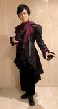 「高橋広樹さんがゴシック風衣装を披露！ゴスロリファッションショーにモデルとして出演しファンを魅了！」の画像1
